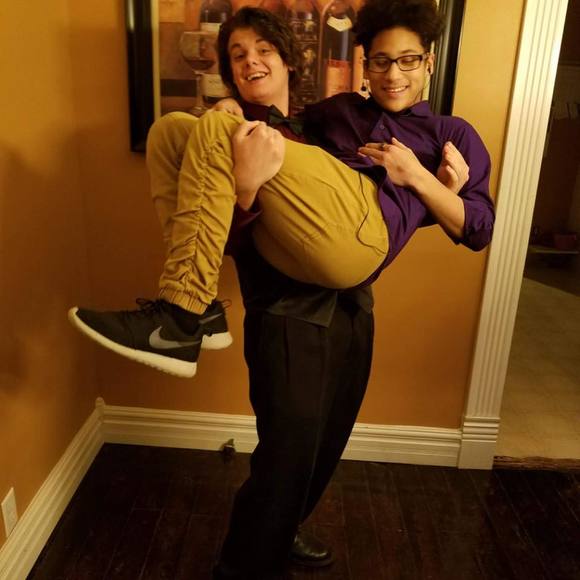 Meet your Posher, Trace - Picture 1 of 1